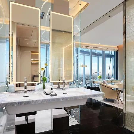 J Hotel, Shanghai Tower - Above All Else, Overlooking The Bund Exterior photo