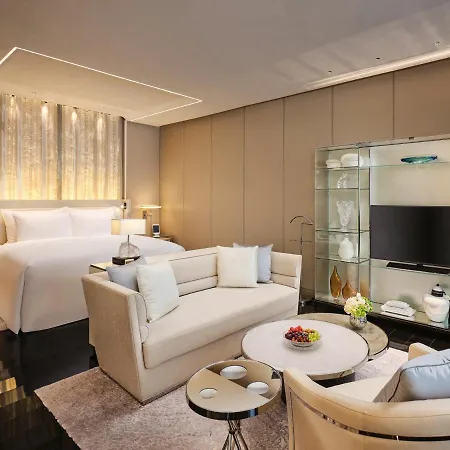 J Hotel, Shanghai Tower - Above All Else, Overlooking The Bund Exterior photo